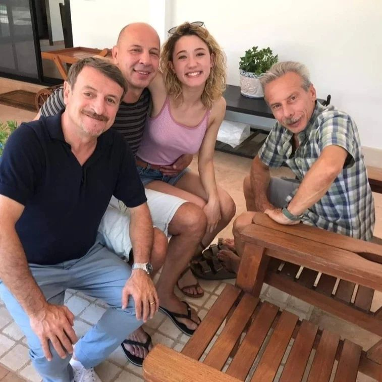 "Odio l'estate": due attori di Studio Emme nel film con Aldo, Giovanni e Giacomo!
